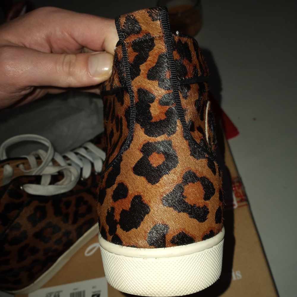 Rare Christian Louboutin red bottoms 41 - Picture 4 of 5